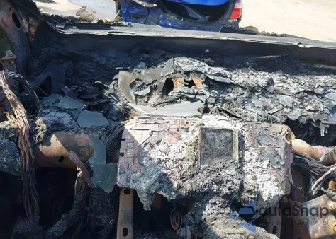 2017 Toyota Sienna Limited Premium 7 Passenger z USA, uszkodzony, nr VIN 5TDDZ3DC6HS160678